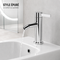 Mitigeur lavabo style épuré chromé brillant sur vasque blanche